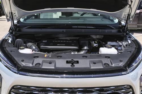 综合续航1370km，轴距3088mm，空间大，别克GL8陆尊PHEV深度解析