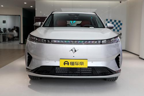 预售20万起，6座定位配15.6英寸大屏，实力解析东风奕派eπ008！