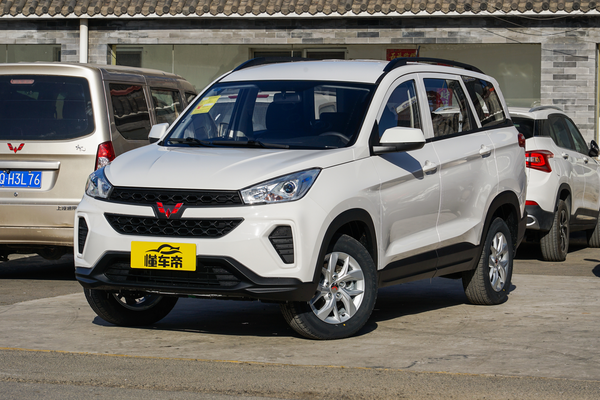 五菱宏光S3 2018款 1.5L 手动标准型 国V上市时间_基本信息图