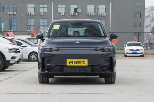 零跑C10：14.6英寸大屏+高通8295芯片，6月销量5470台实力如何？