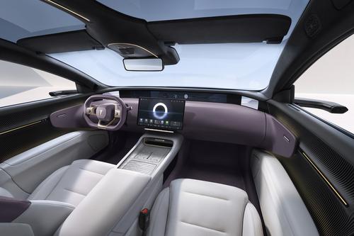 春节回家就开TA！零重力座椅+英国之宝音响，C级轿跑售26.99万！