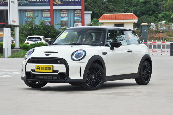 MINI 2022款 2.0T COOPER S 经典派厂商_基本信息图