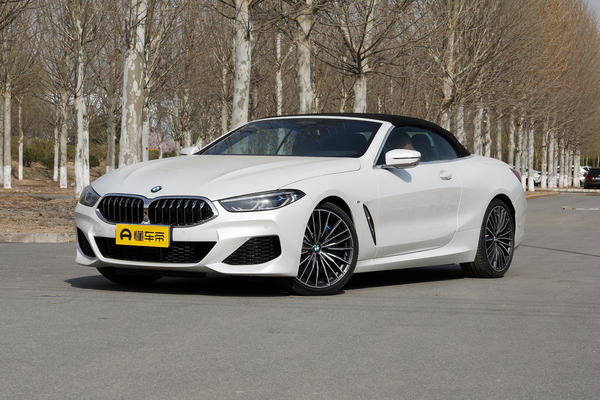 宝马8系 2019款 840i 敞篷轿跑车 M运动套装中控彩色屏幕_智能互联图