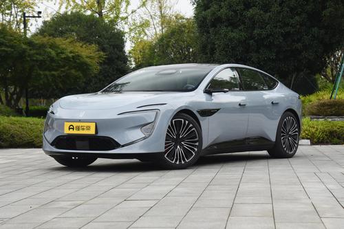 华为系新车上市，3颗激光雷达，英国之宝音响，限时25.99万起！