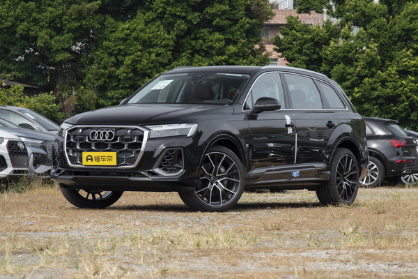 奥迪Q7 2025款 55 TFSI quattro S line尊贵型厂商_基本信息图