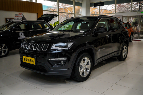 指南者 2019款 200T 自动家享-互联大屏版厂商_基本信息图