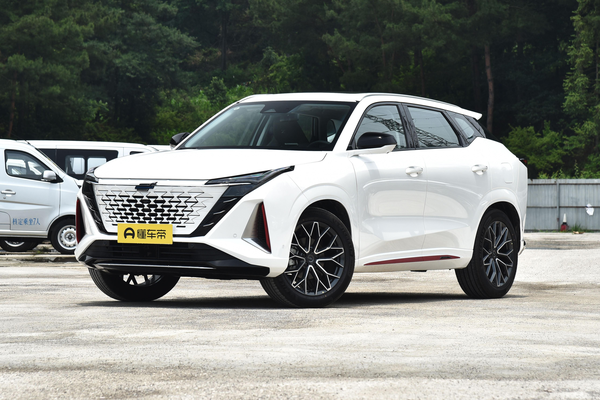 长安欧尚Z6 2023款 蓝鲸 1.5T DCT智航型厂商_基本信息图