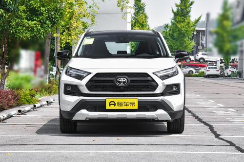丰田RAV4荣放：搭载2.0L发动机，车长4.6米，家用合适吗？