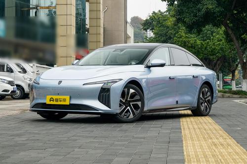 星海S7对比小鹏MONA M03，15万左右预算怎么选？