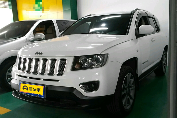 指南者(进口) 2014款 改款 2.4L 四驱豪华导航版厂商_基本信息图