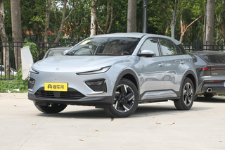 预算10万左右，想买辆家用SUV，新哪吒X和银河E5怎么选？图1