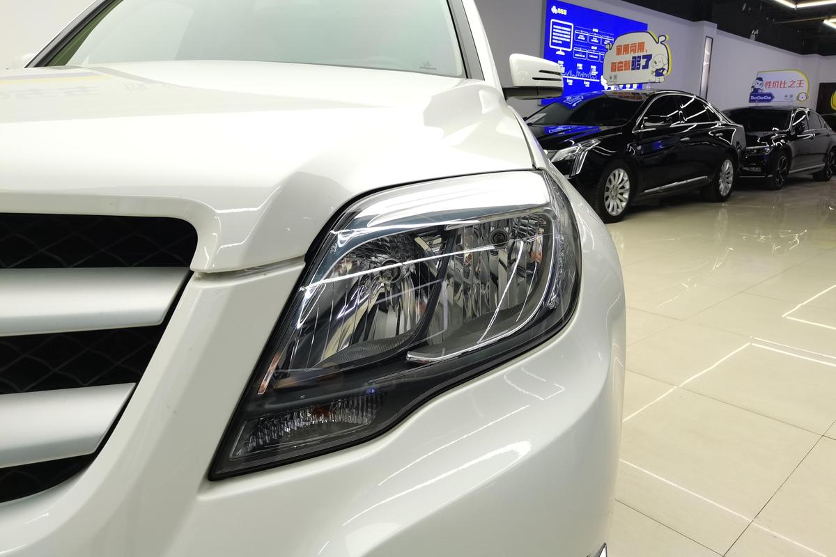 二手奔驰GLK级 2014款 GLK 260 4MATIC 动感型图片2