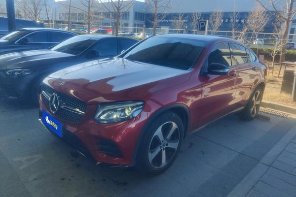 二手奔驰GLC轿跑 2019款 GLC 200 4MATIC 轿跑SUV