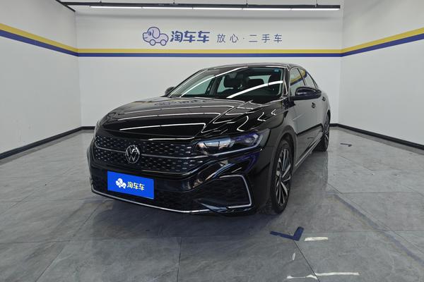 二手帕萨特 2022款 330TSI 星空豪华版