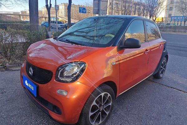 二手smart forfour 2016款 1.0L 52千瓦激情版