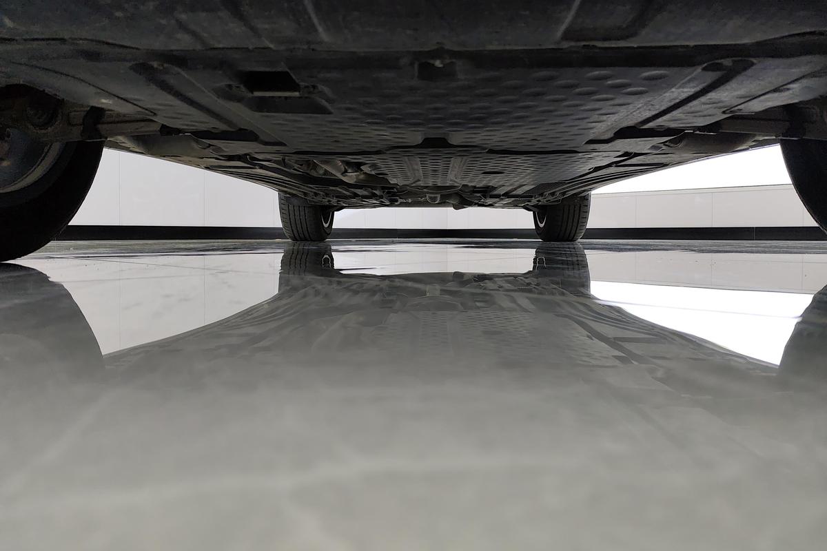 二手奔驰GLC 2023款 GLC 260 L 4MATIC 动感型 5座图片4