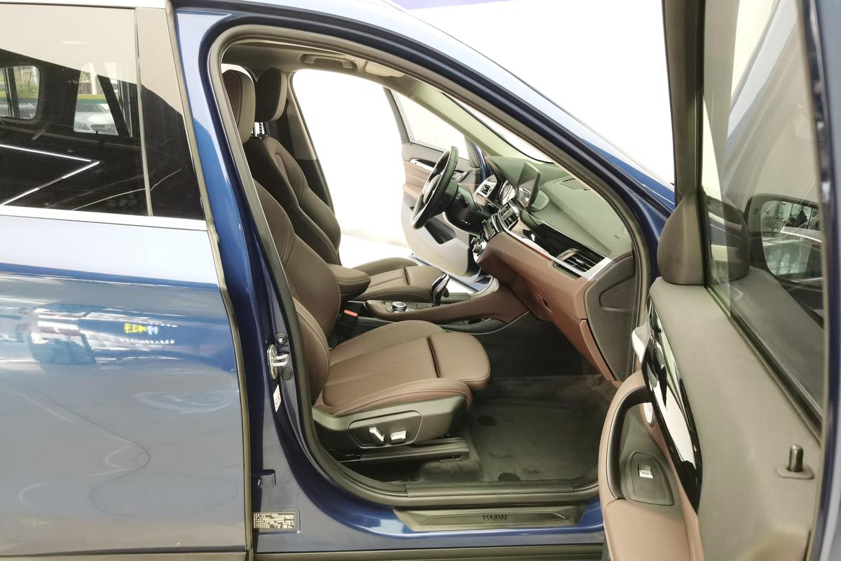 二手宝马X1 2022款 sDrive25Li 领先型图片6