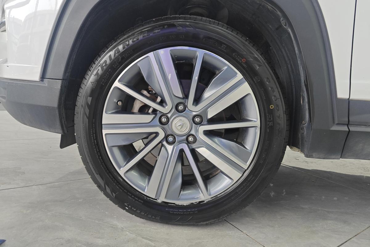 二手长安CS35 PLUS 2019款 1.6L 自动畅联版 国VI图片5