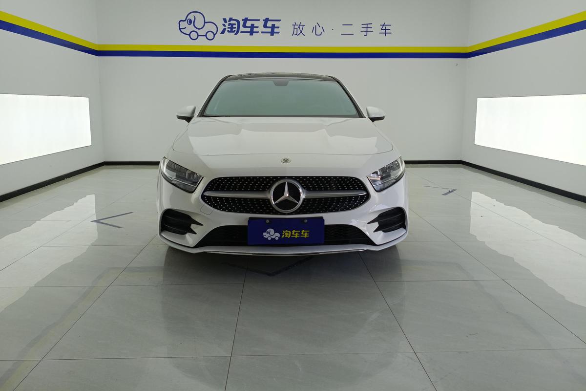 二手奔驰A级 2022款 改款 A 180 L 运动轿车图片3