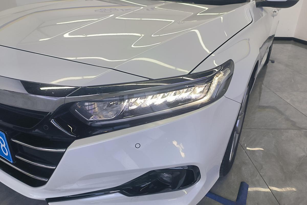 二手雅阁 2022款 260TURBO 豪华版图片2