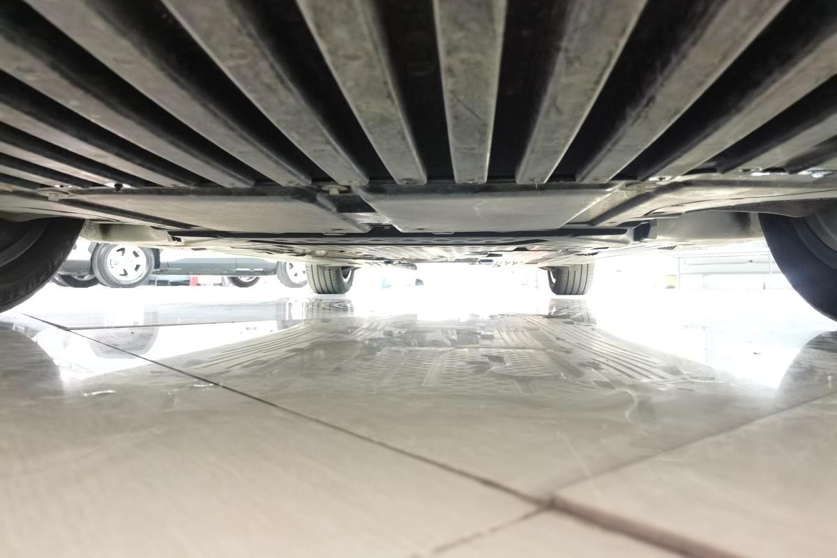 二手奔驰C级 2022款 改款 C 200 L 运动版图片4