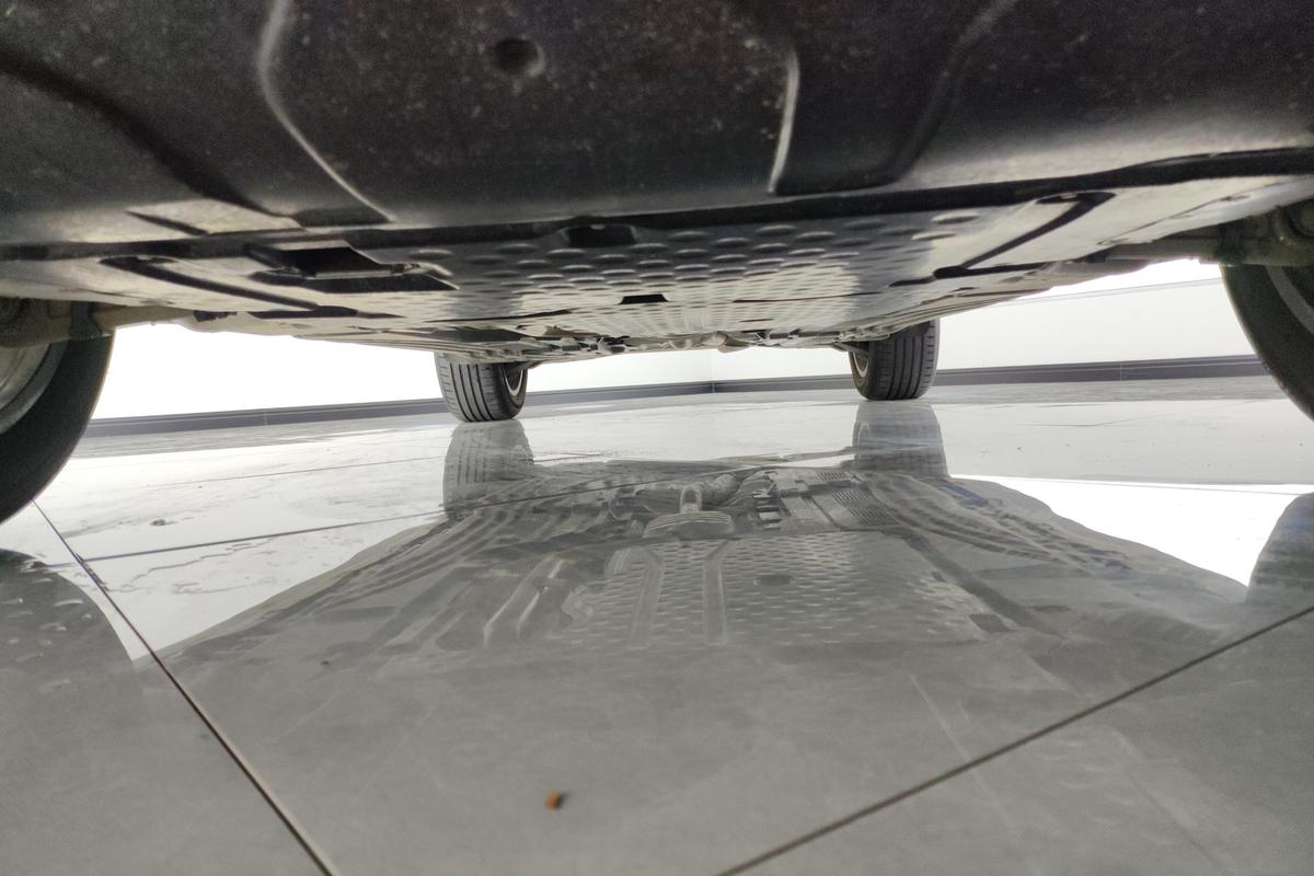 二手奔驰GLC 2023款 GLC 260 L 4MATIC 豪华型 7座图片4