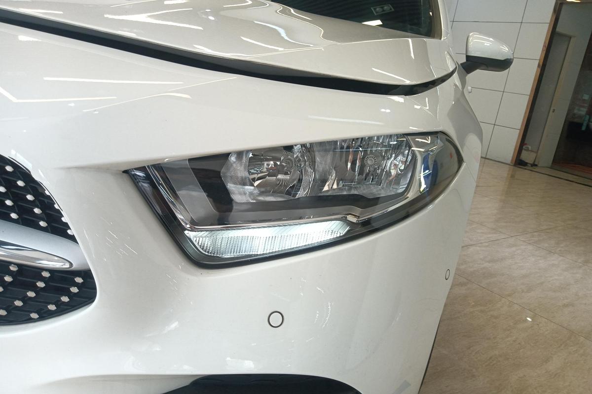 二手奔驰A级 2021款 改款 A 180 L 运动轿车图片2