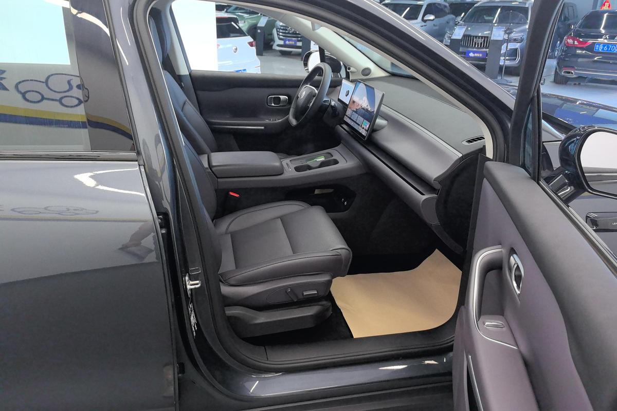 二手零跑C10 2024款 增程式 210激光雷达版图片6