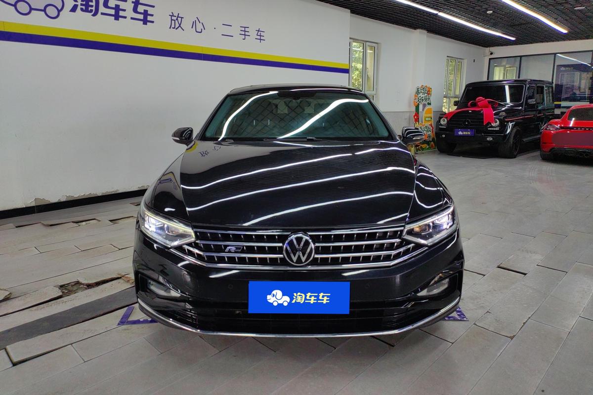 二手迈腾 2023款 200万辆纪念版 330TSI DSG领先型图片3