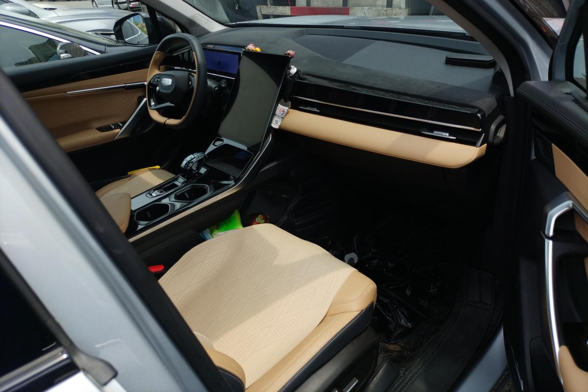 二手博越L 2023款 1.5TD DCT尊贵型图片6