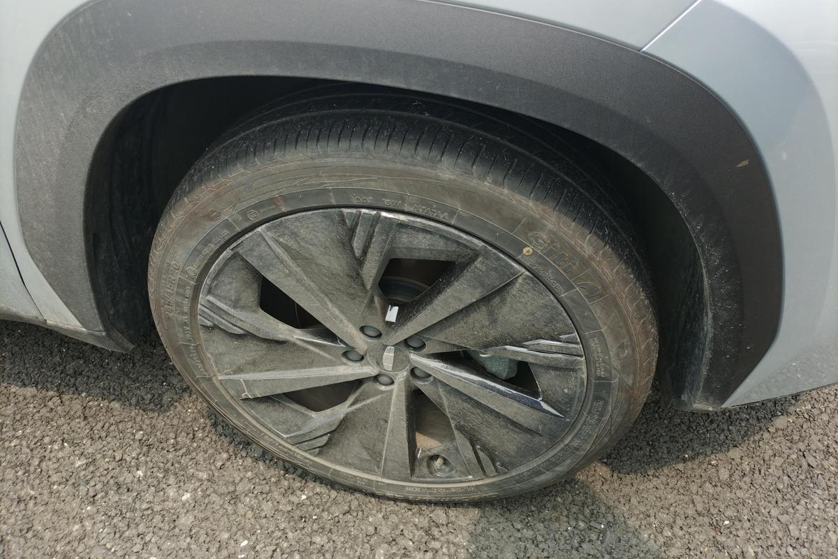 二手博越L 2023款 1.5TD DCT尊贵型图片5