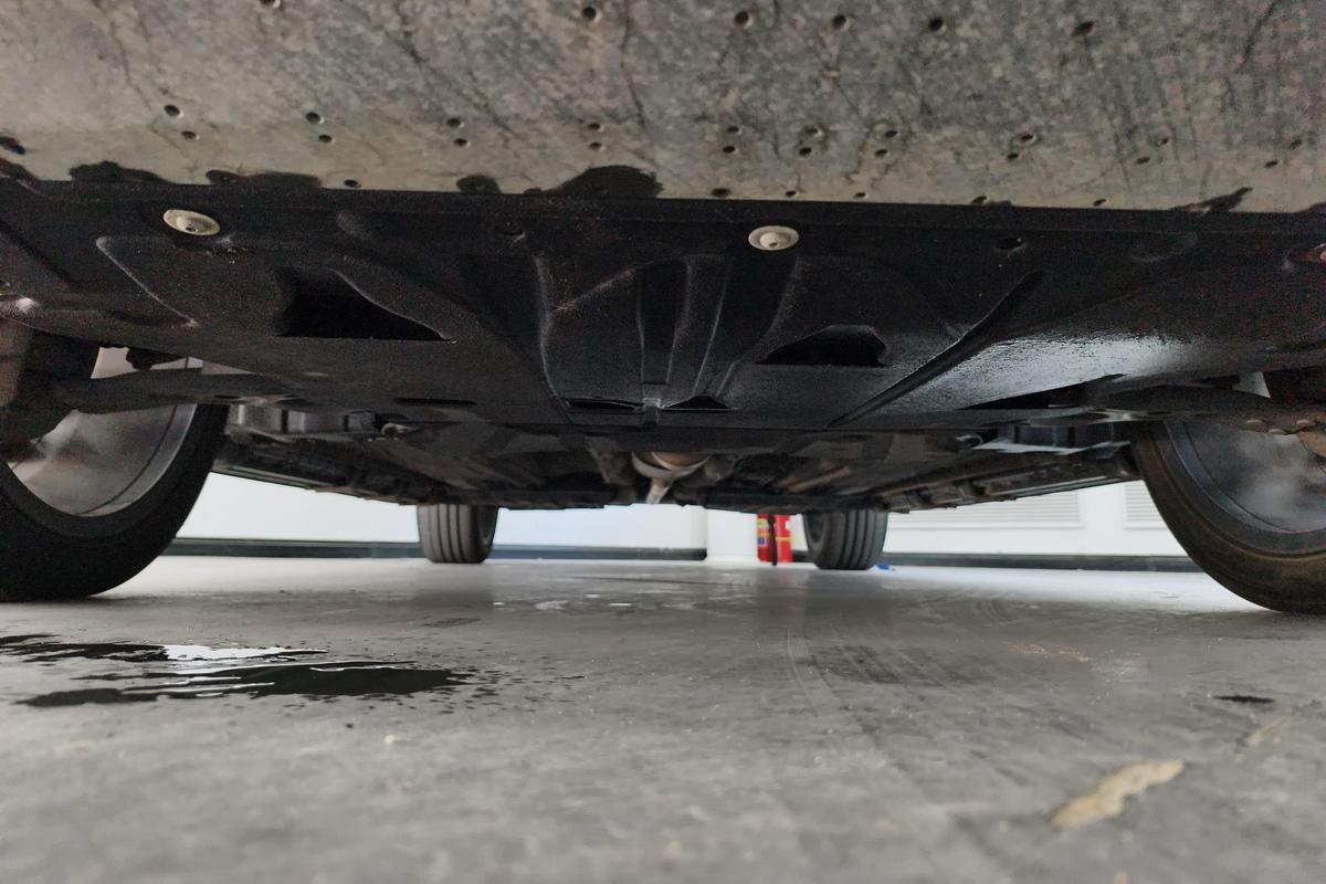 二手星越L 2021款 2.0TD DCT EVO两驱智尊型图片4