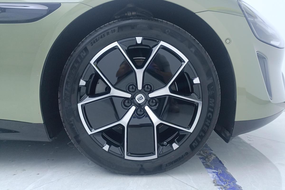 二手小米SU7 2024款 后驱超长续航Pro版图片5