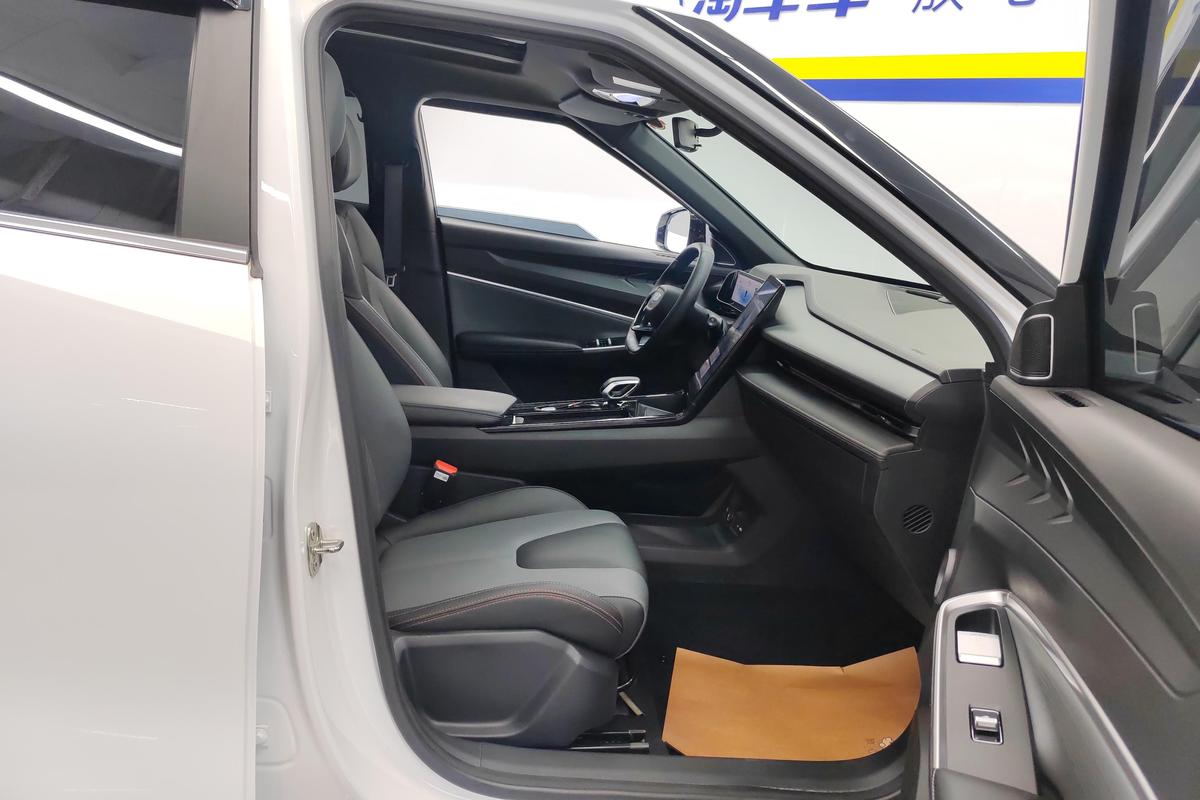 二手博越 2023款 博越COOL 1.5T 智联型图片6