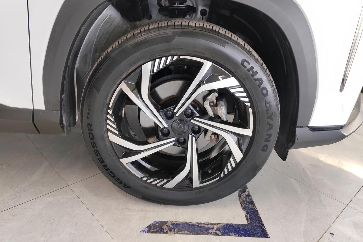 二手博越 2023款 博越COOL 1.5T 智联型图片5