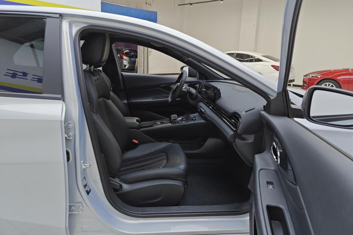 二手影豹 2023款 2.0L DHT 智能混动版图片6