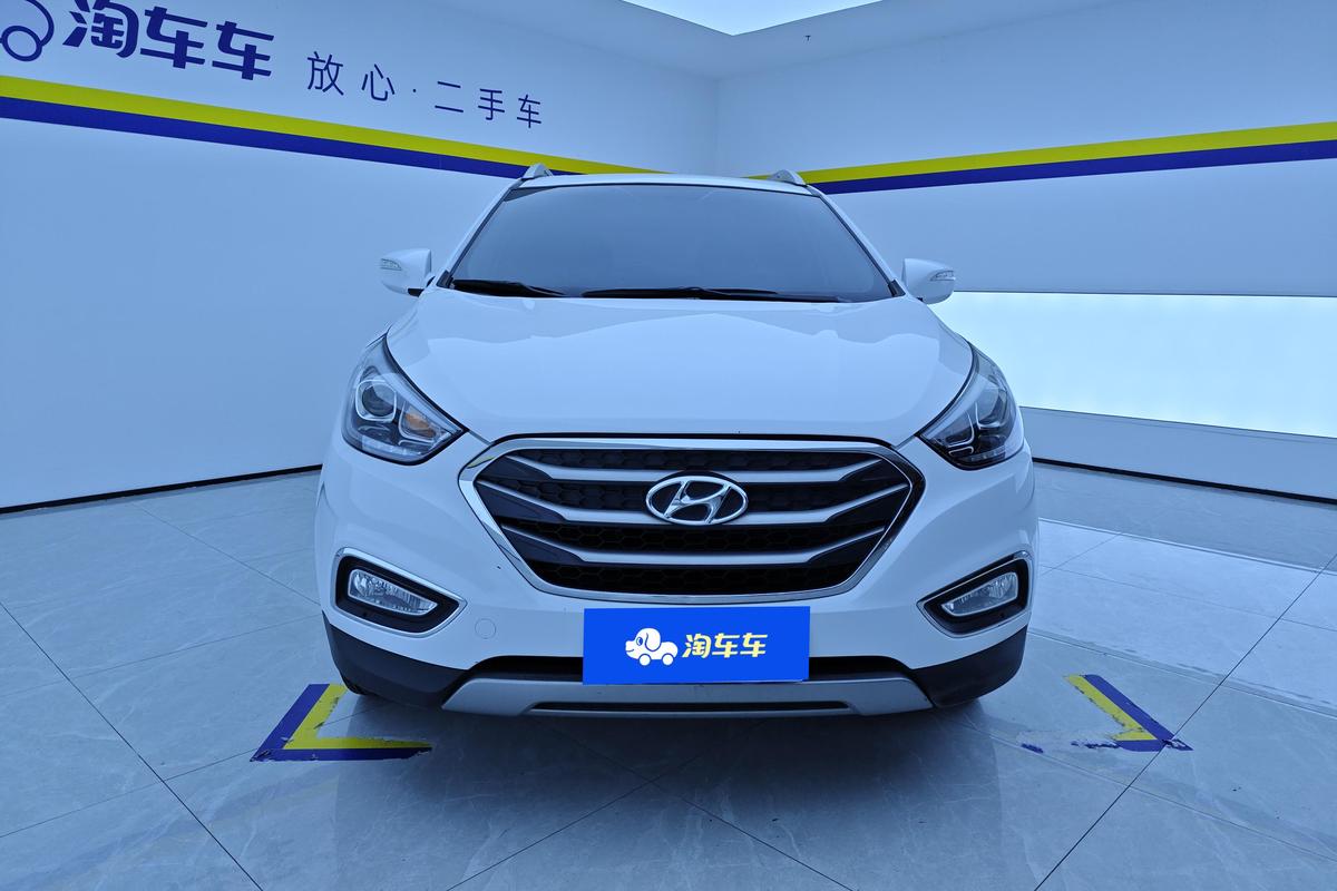 二手现代ix35 2015款 2.0L 自动两驱舒适型 国V图片3