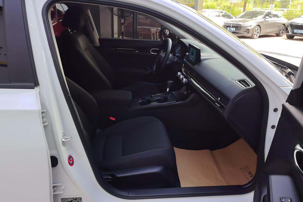 二手思域 2023款 240TURBO CVT劲势版图片6