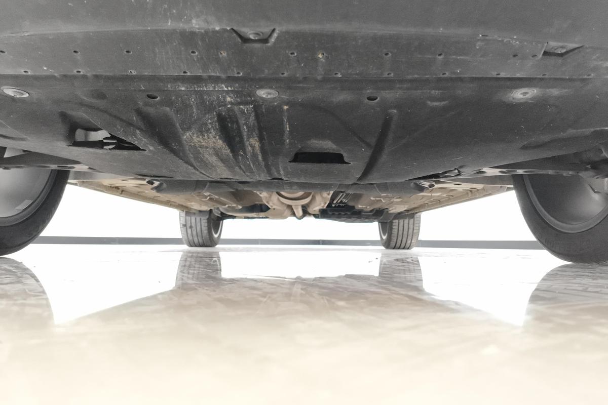 二手博越L 2023款 1.5TD DCT尊贵型图片4