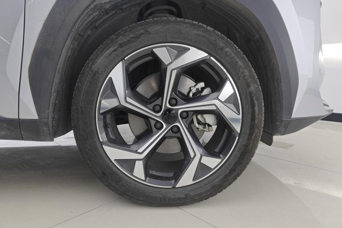 二手博越L 2023款 1.5TD DCT尊贵型图片5