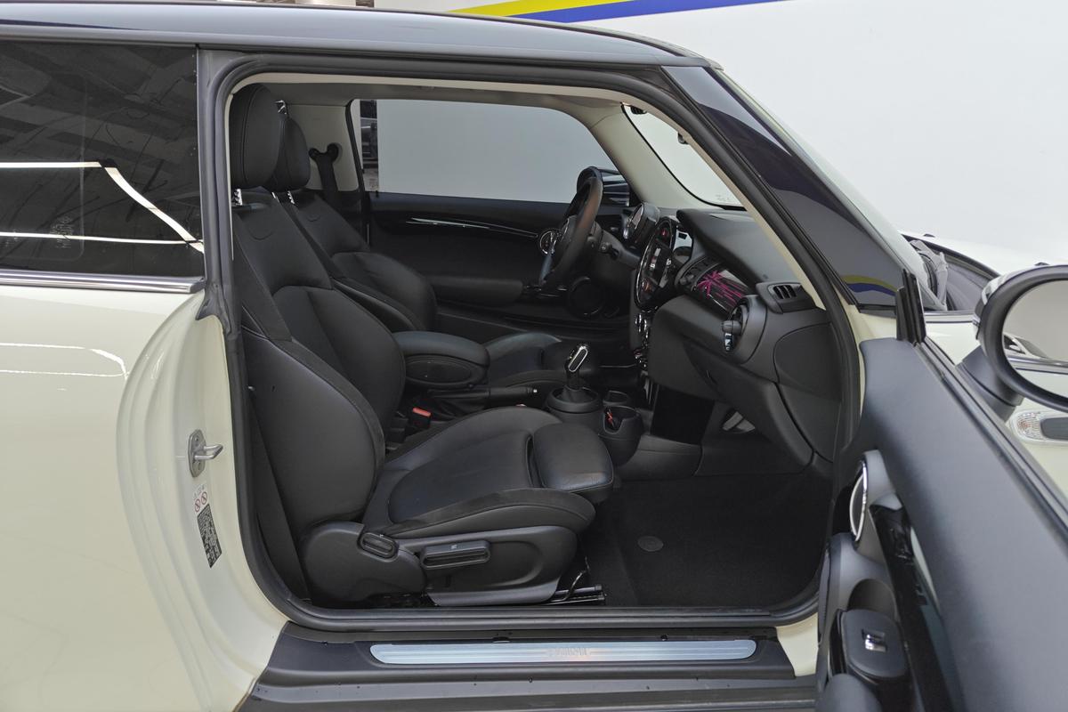 二手MINI 2019款 1.5T COOPER 艺术家图片6