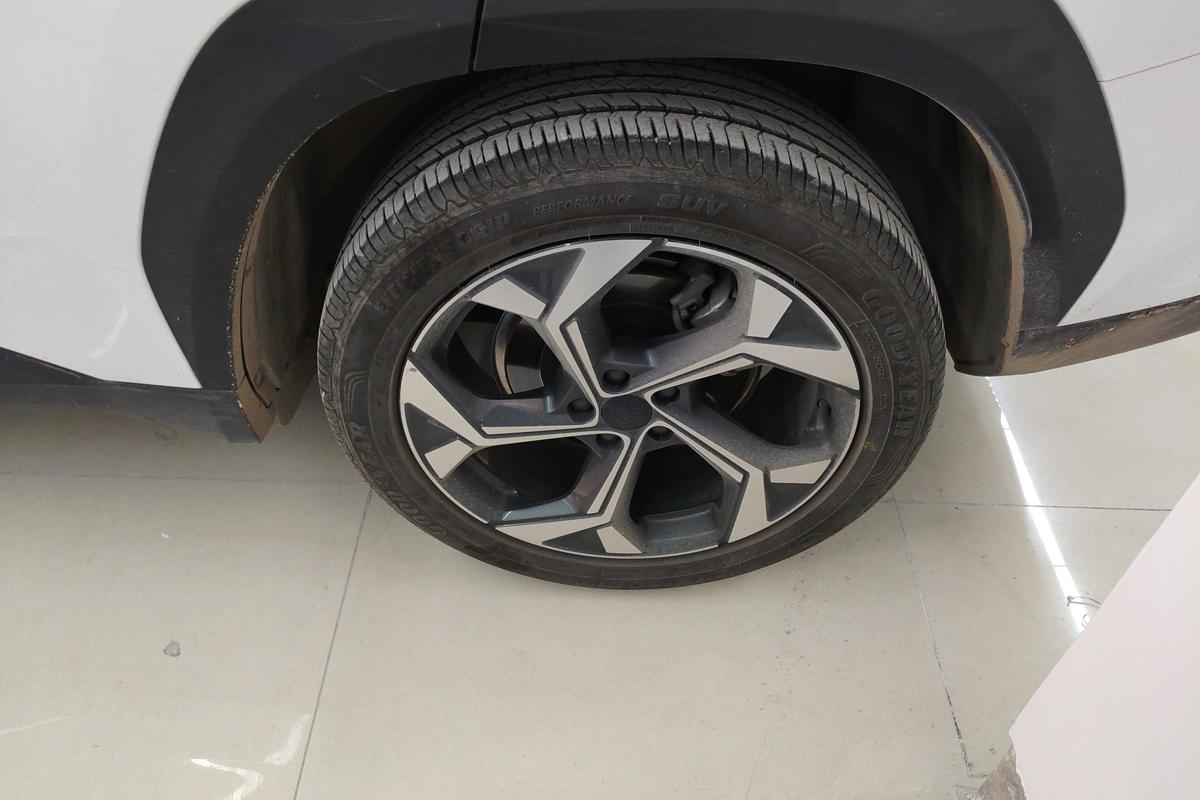 二手博越L 2023款 2.0TD DCT旗舰型图片5