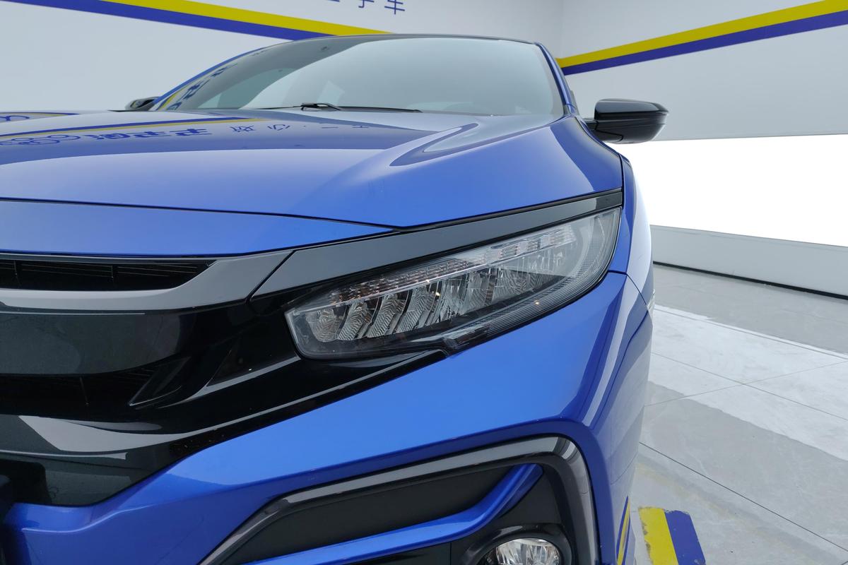 二手思域 2020款 HATCHBACK 220TURBO CVT潮酷控图片2