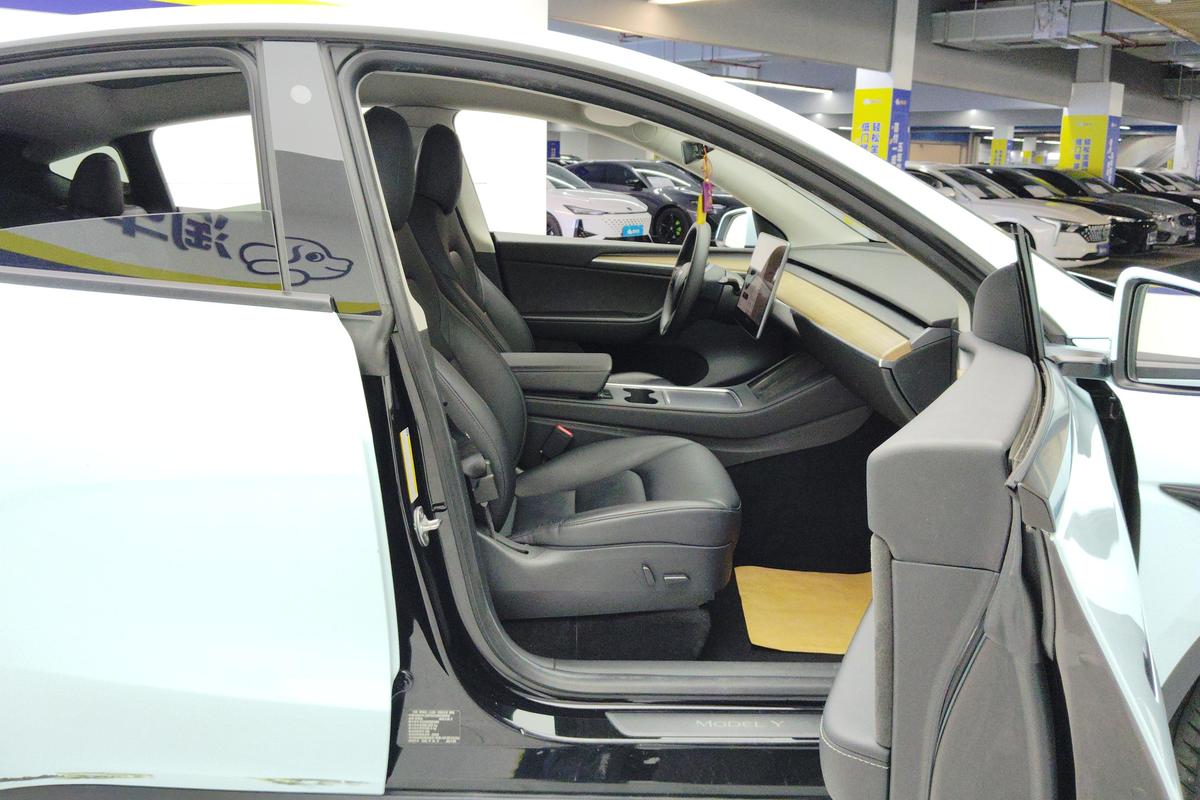 二手Model Y 2021款 标准续航后轮驱动版图片6