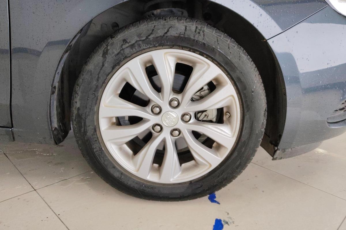 二手英朗 2021款 改款 典范 1.5L 自动精英型图片5