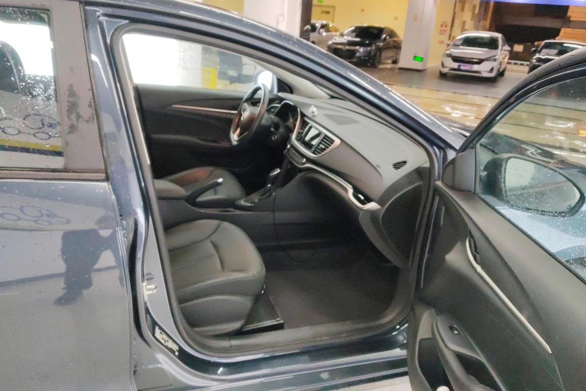 二手英朗 2021款 改款 典范 1.5L 自动精英型图片6