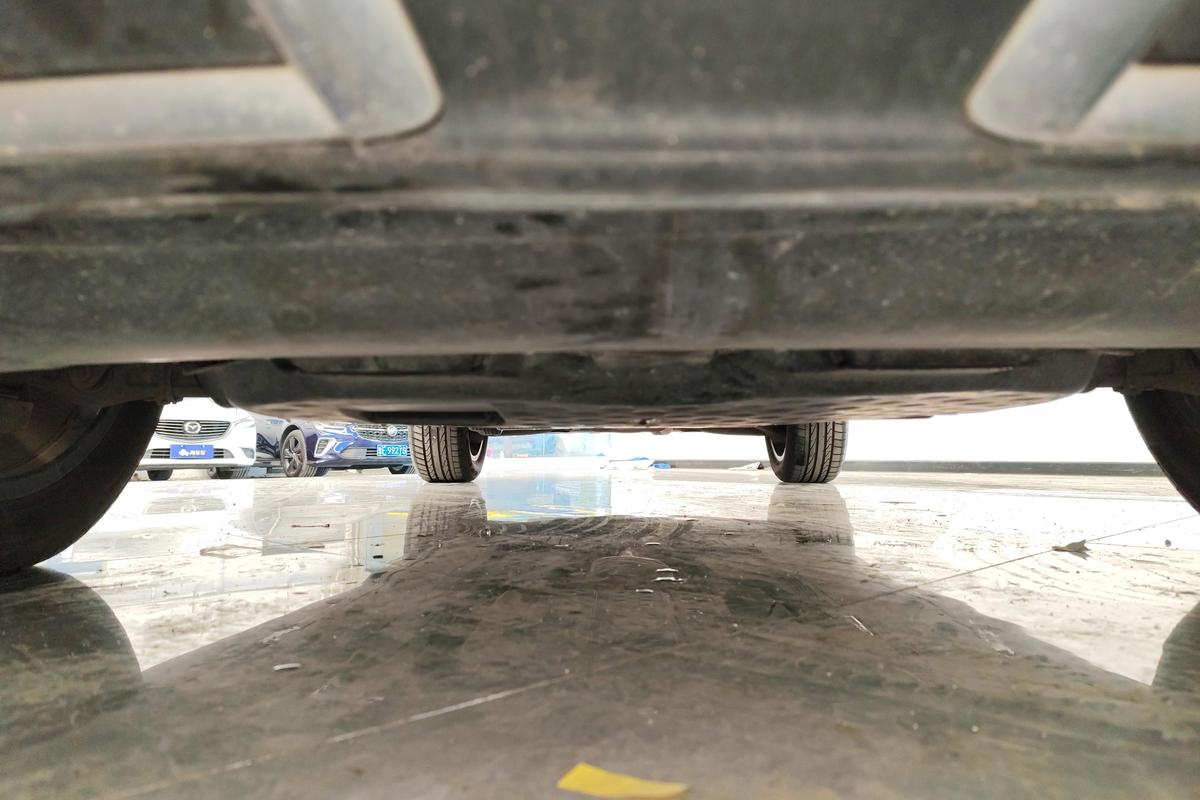 二手奔驰GLC 2018款 GLC 260 4MATIC 动感型图片4