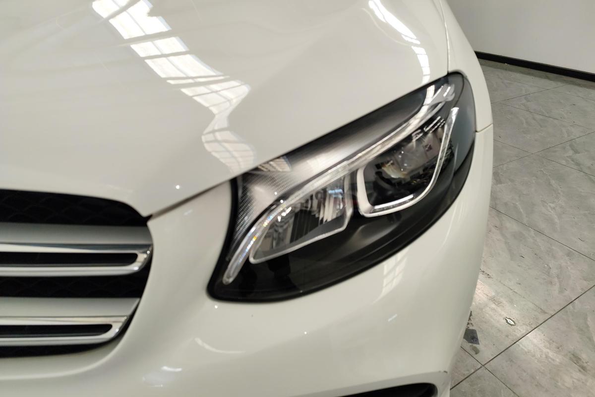 二手奔驰GLC 2018款 GLC 260 4MATIC 动感型图片2