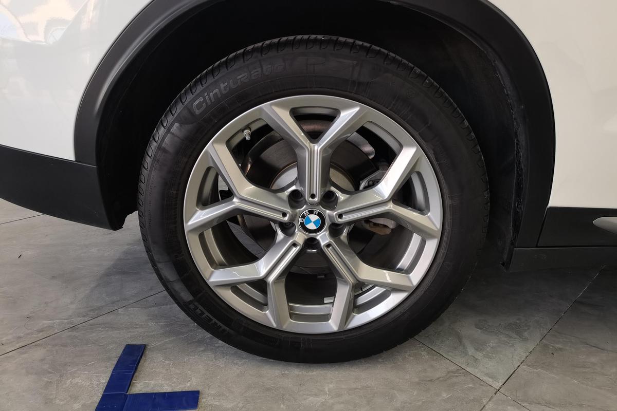 二手宝马X3 2021款 xDrive28i 豪华套装图片5
