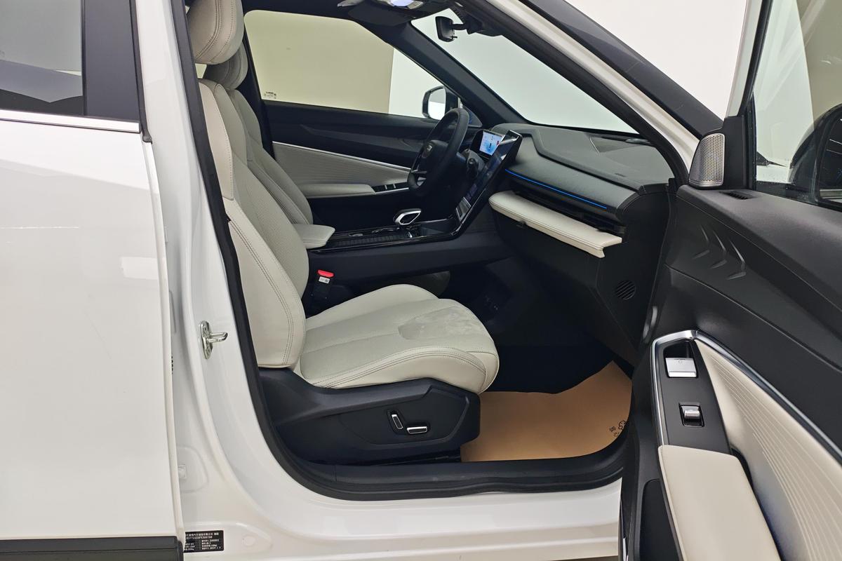 二手博越 2023款 博越COOL 1.5T 智尊型图片6